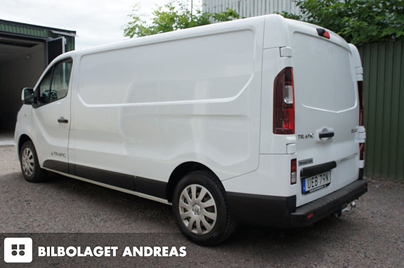 Renault Trafic 4 of 5