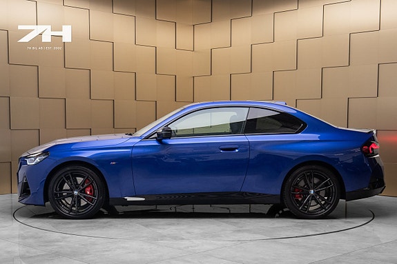 BMW M240i 2 of 5