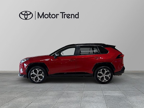 Toyota RAV4 3 of 5