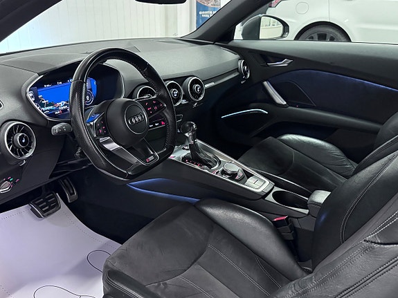 Audi TT 11 of 26