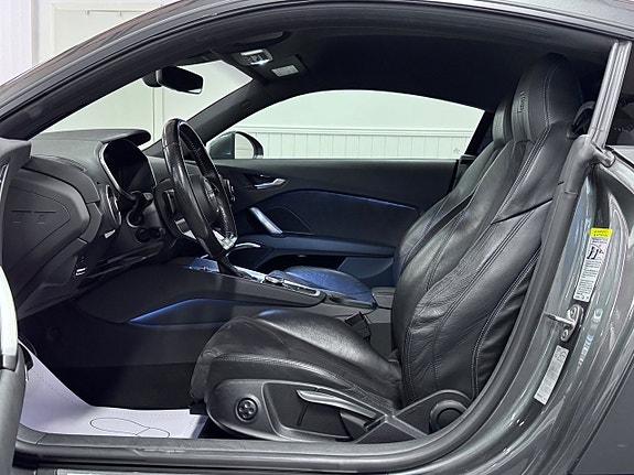 Audi TT 12 of 26