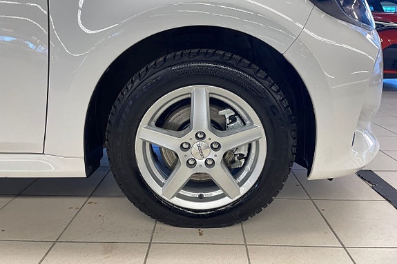 Toyota Yaris 16 of 20