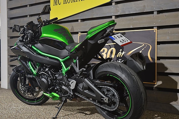 Kawasaki ZH2 SE 6 of 6