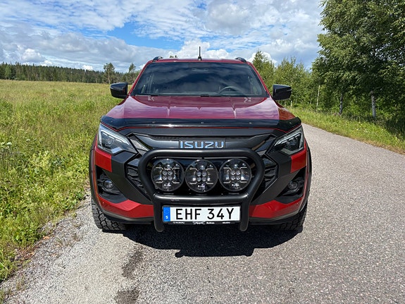 Isuzu D-max 2 of 5