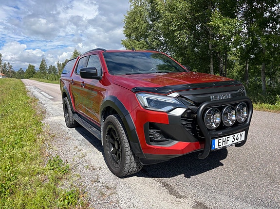 Isuzu D-max