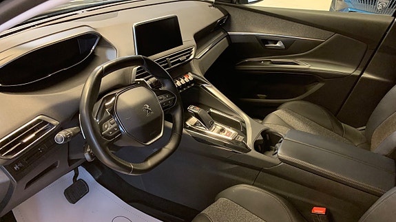 Peugeot 5008 5 of 5