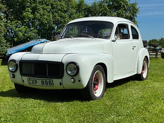 Volvo PV 2 of 5