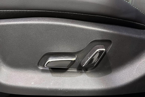 BYD Seal U 17 of 23