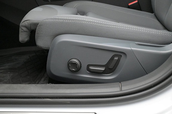 Polestar 2 11 of 27