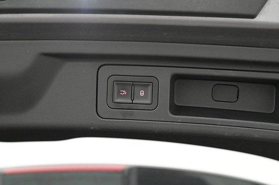 BYD Atto 3 25 of 27