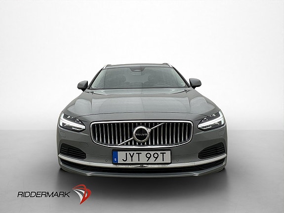 Volvo V90 2 of 5