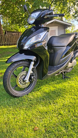 Honda NSC50 2 of 8