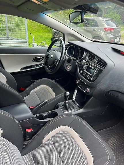 Kia Ceed 10 of 13