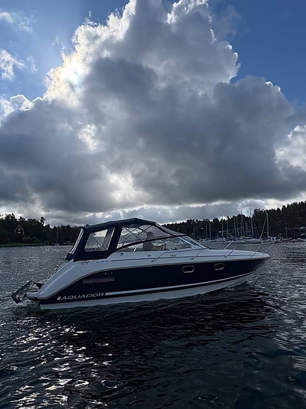 Aquador 26 DC Nyservad - Bogpropeller - Nya bälgar - 367 tim