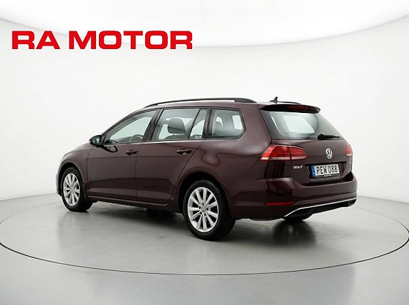 Volkswagen Golf VII 4 of 26