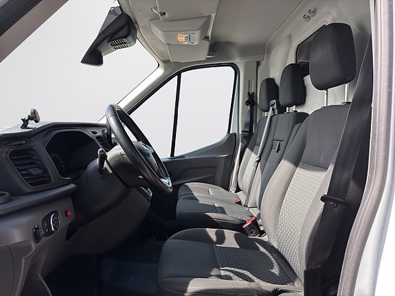 Ford Transit 11 of 14