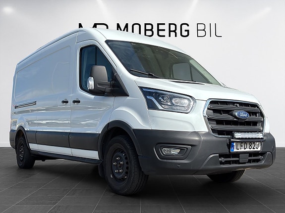 Ford Transit 3 of 5
