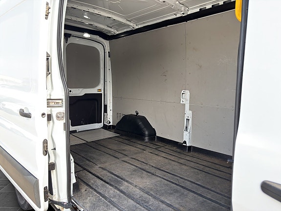 Ford Transit 6 of 14