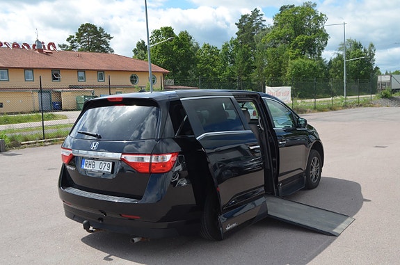 Honda Odyssey 12 of 25