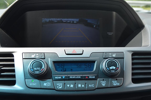 Honda Odyssey 19 of 25