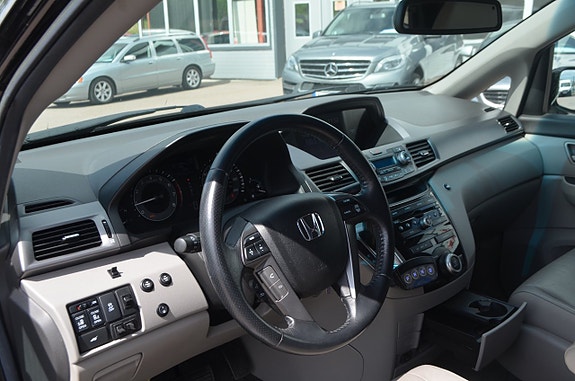 Honda Odyssey 16 of 25