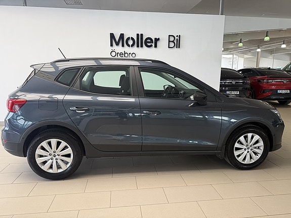 Seat Arona 7 of 21