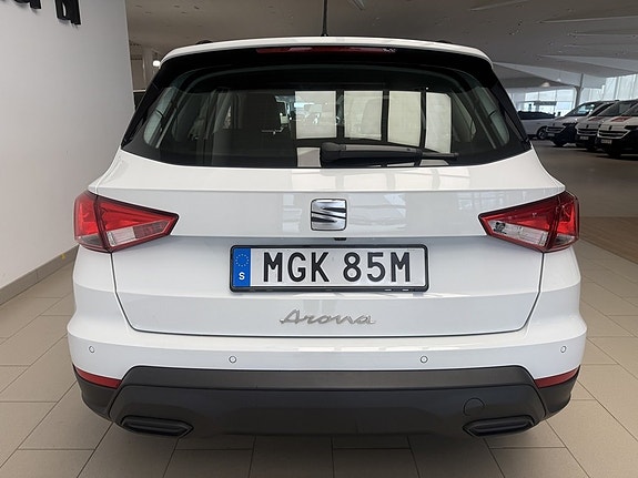 Seat Arona 8 of 22