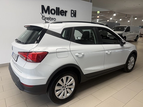 Seat Arona 4 of 5