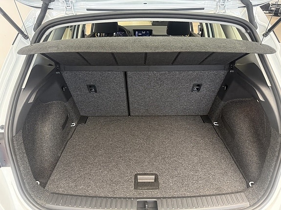 Seat Arona 21 of 22