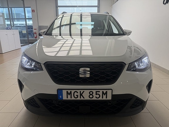 Seat Arona 9 of 22