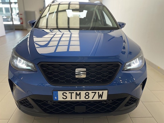 Seat Arona 3 of 19