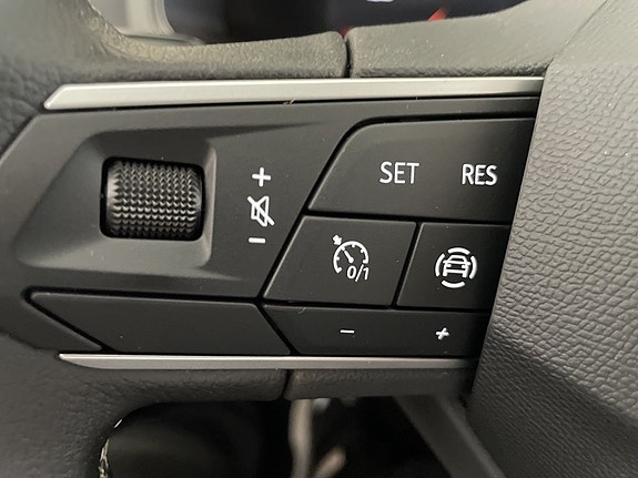 Seat Arona 13 of 19