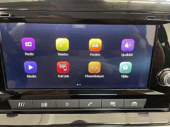 Seat Arona 16 of 19