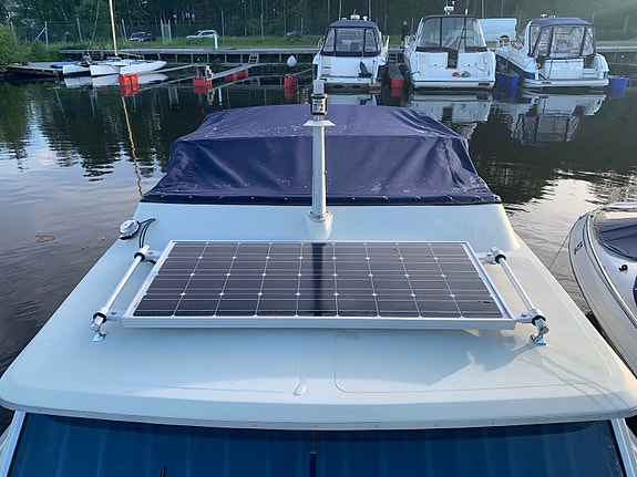 Fjord 21HT nyrenoverad motor 3 of 5