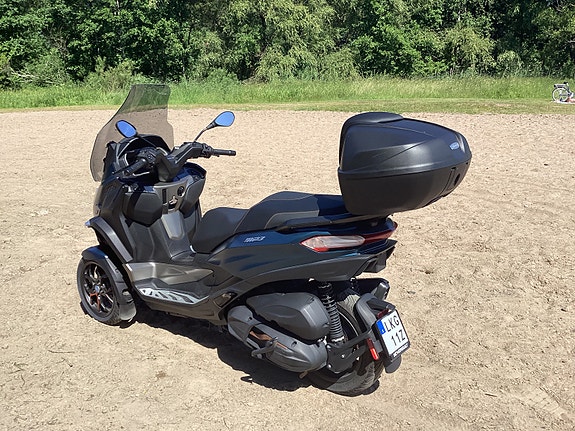 Piaggio MP3 530 HPE 2 of 4
