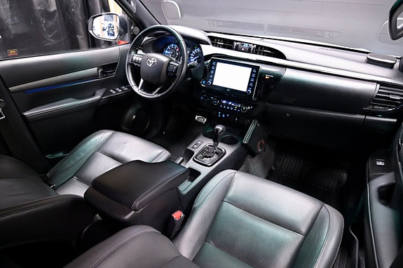Toyota HiLux 10 of 24