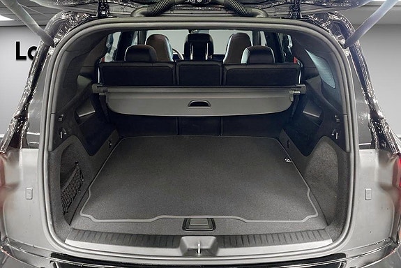 Mercedes-Benz GLB250+ 14 of 14
