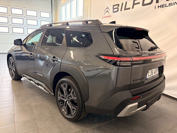Subaru E-Outback 5 of 5