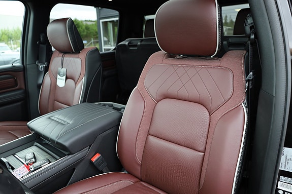 Dodge RAM 1500 12 of 30