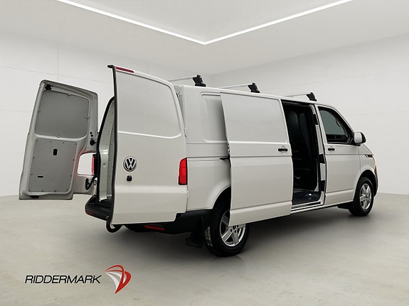 Volkswagen Transporter 12 of 29
