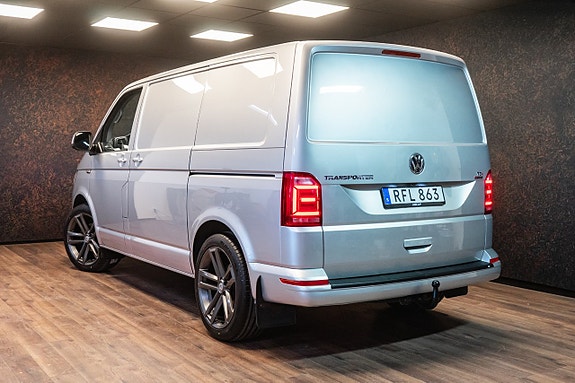 Volkswagen Transporter 6 of 24