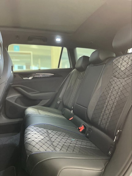 Volkswagen Passat 20 of 20