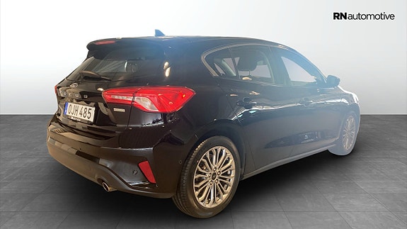 Ford Focus 5 of 5