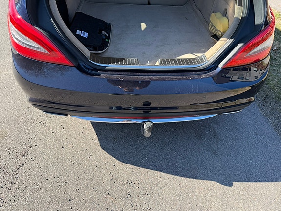 Mercedes-Benz CLS500 7 of 8