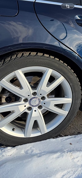 Mercedes-Benz CLS500 5 of 8