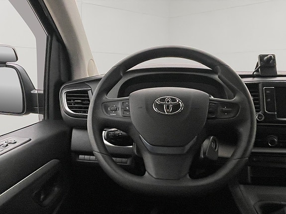 Toyota Proace Verso 15 of 30