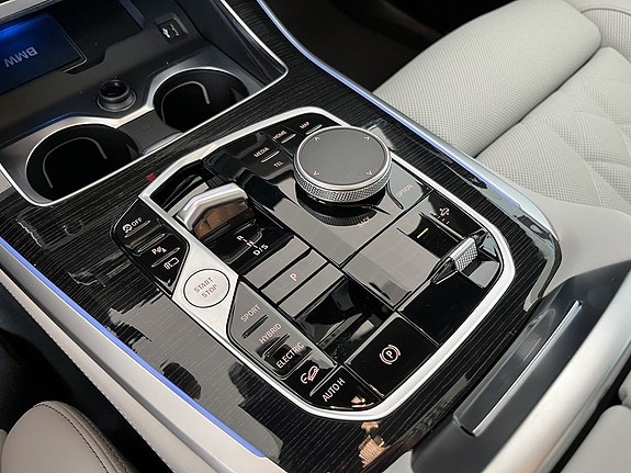 BMW X5 10 of 16