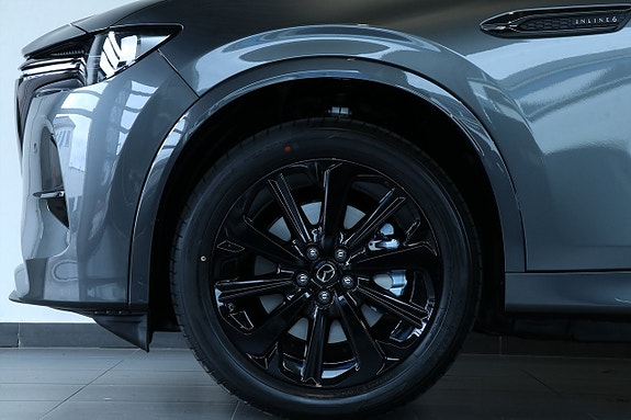 Mazda CX-80 2 of 23