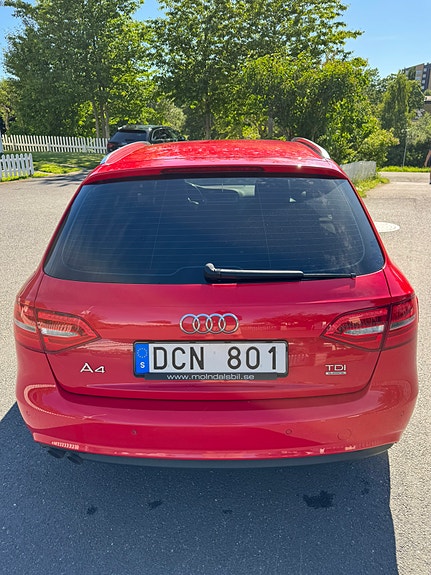 Audi A4 9 of 19