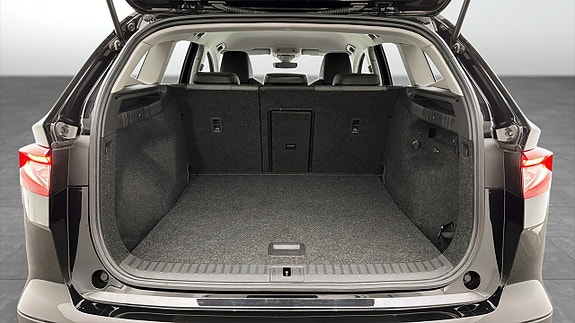 Skoda Enyaq 12 of 21